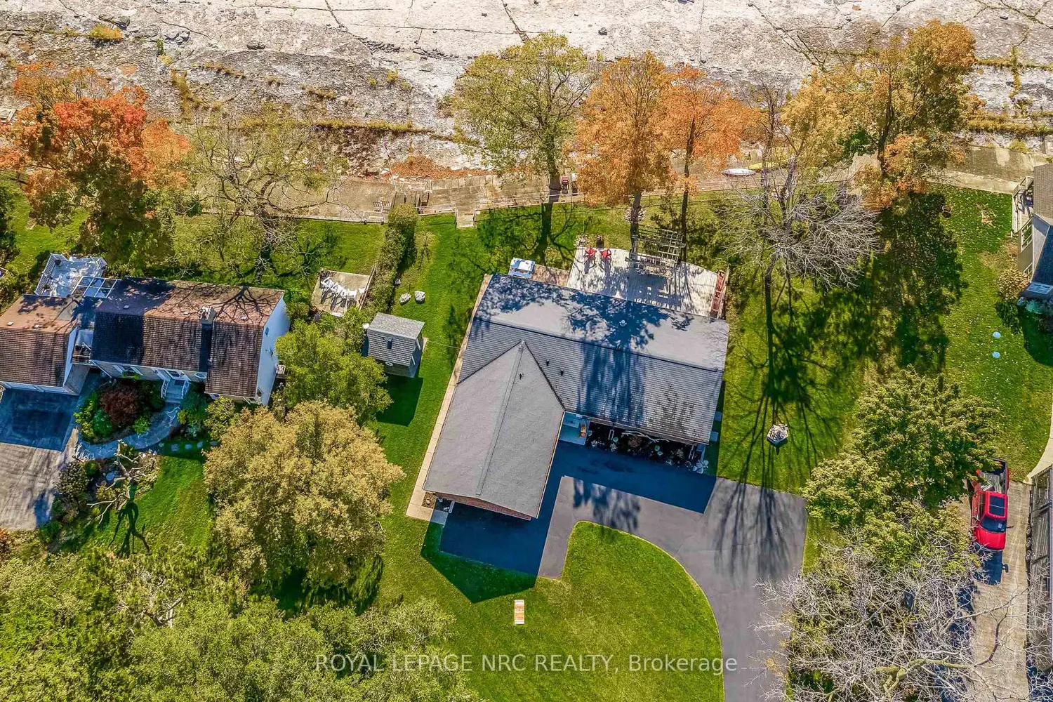 Additional image 13 of 10781 Lakeshore Road