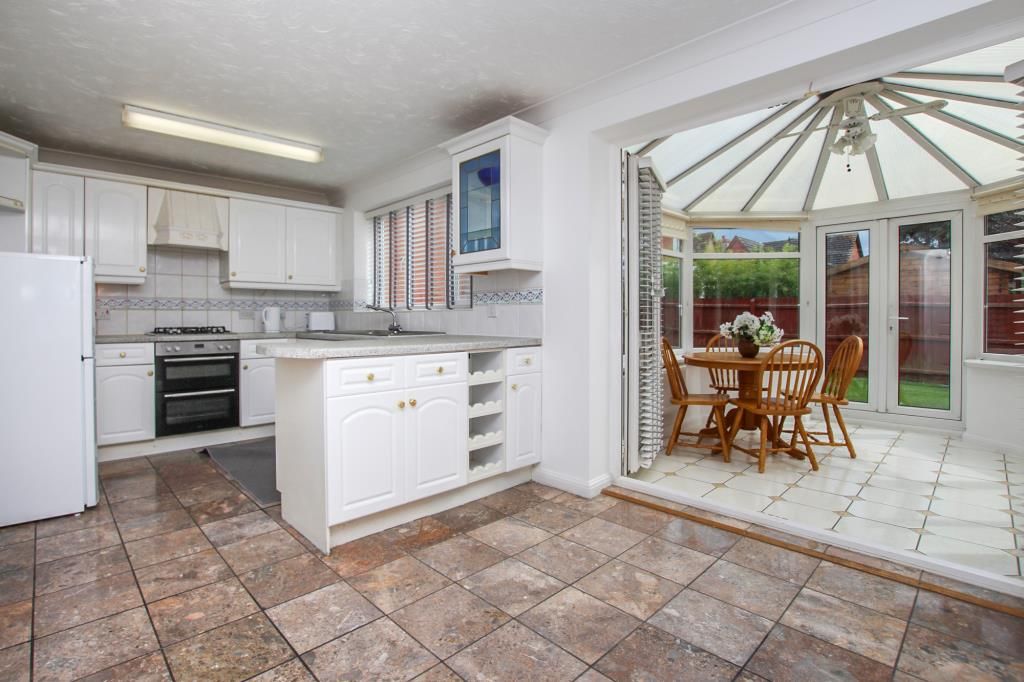 Additional image 2 of 4 bed detached house to rentThompsons Ground, Hampton Hargate, Peterborough PE7