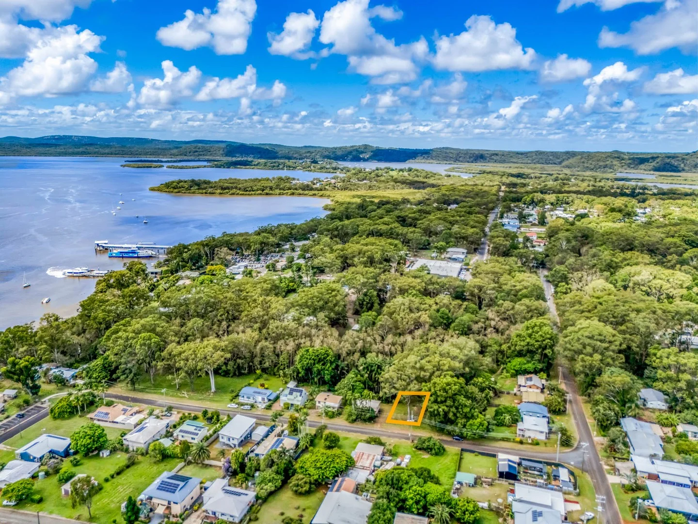 6 Douglas Street, Russell Island QLD 4184