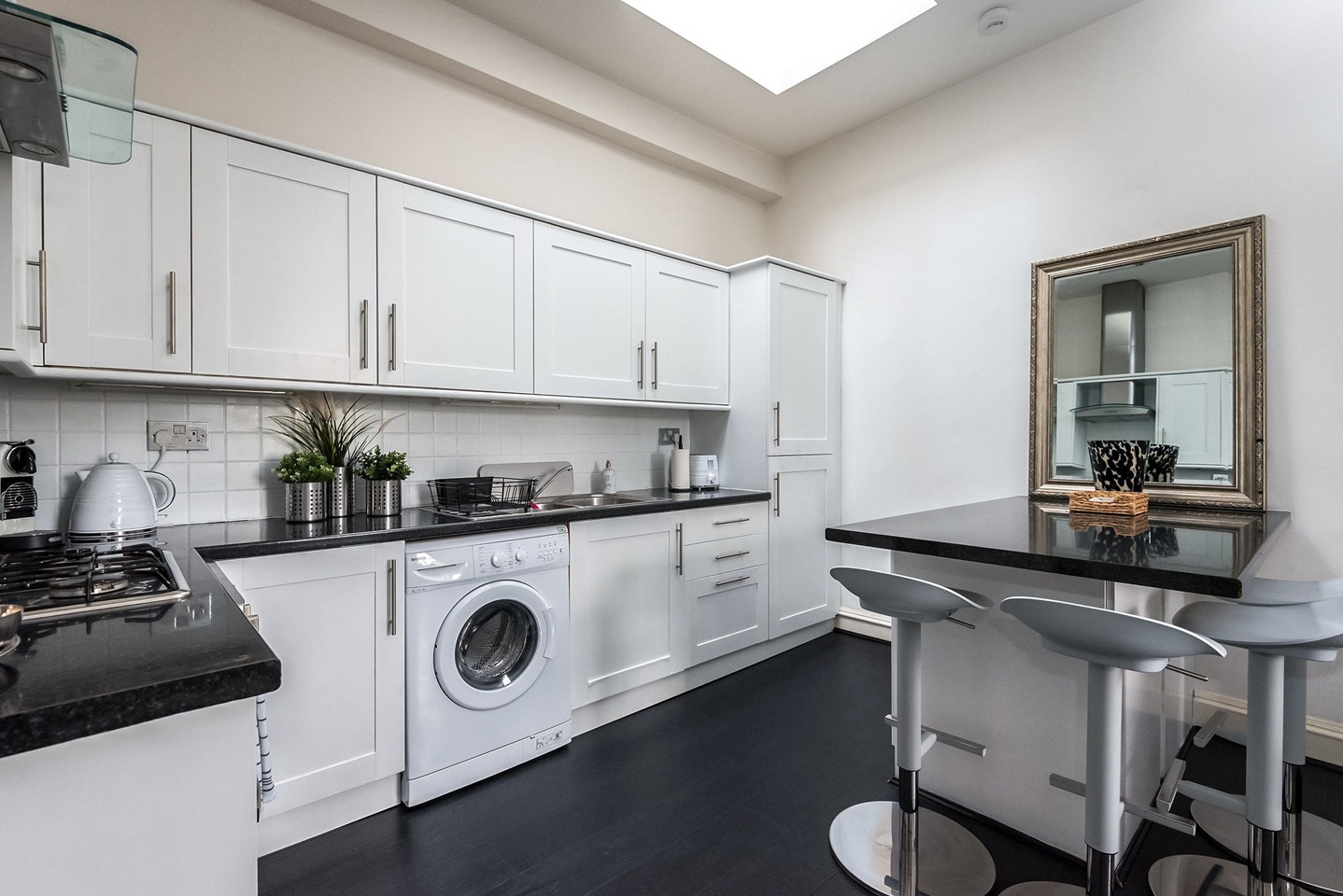 Additional image 7 of 2 Bed Flat, Howe Street, EH3, N1 7GU