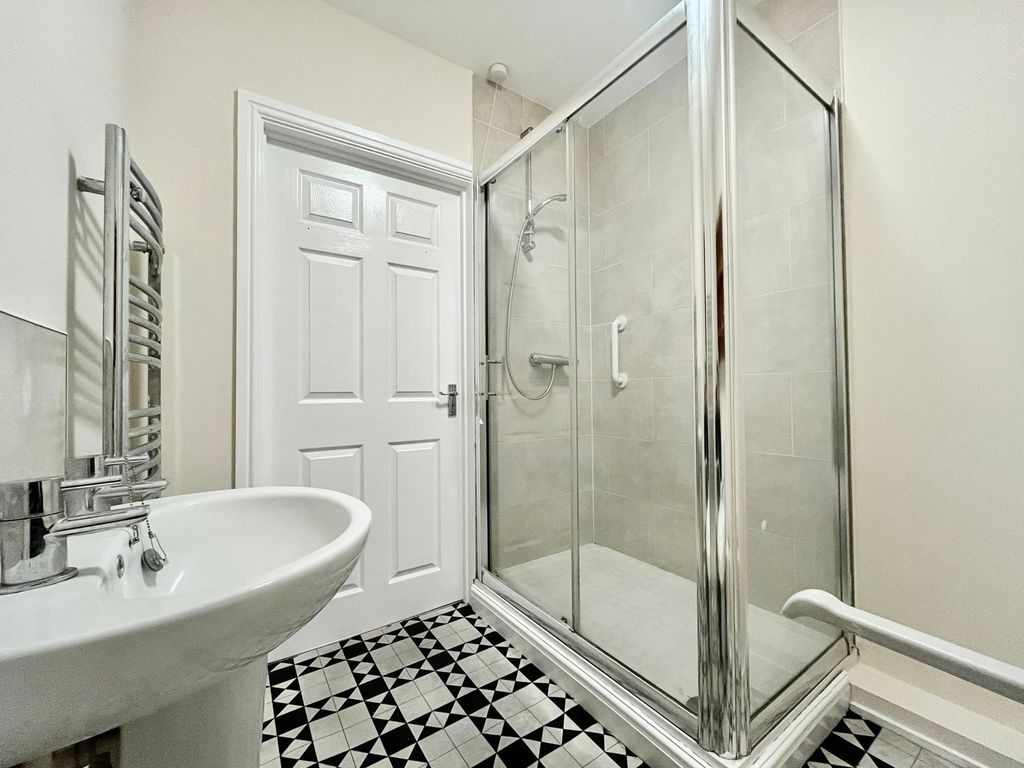 Additional image 13 of 2 bed flat to rentChepstow Road, Newport NP19