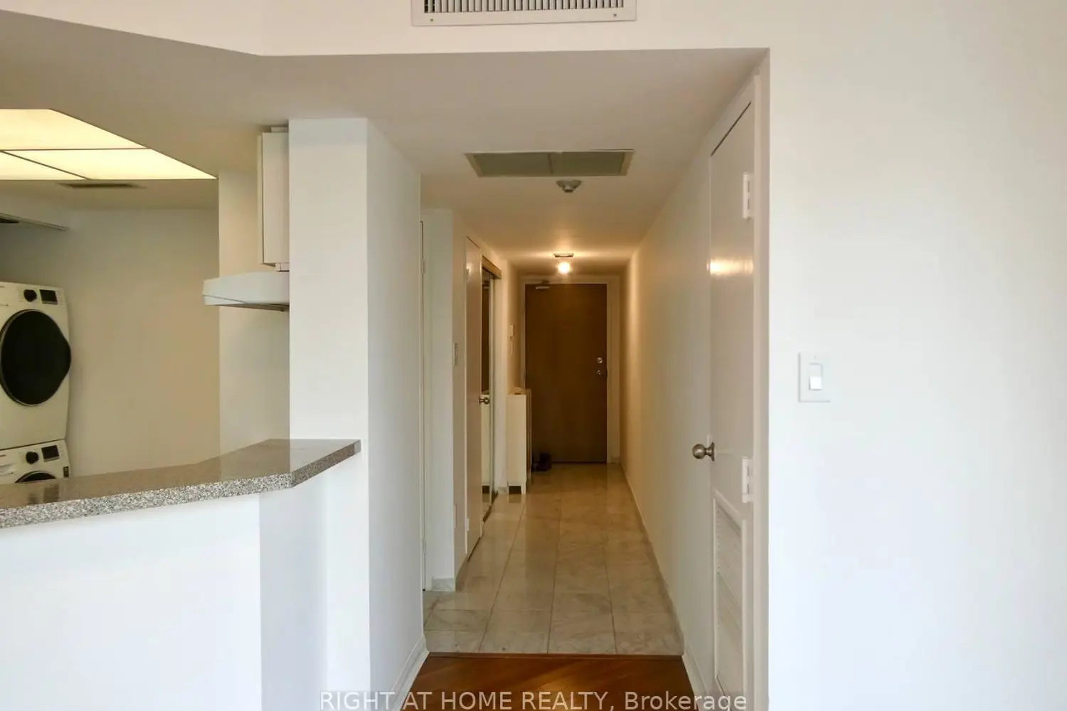 Additional image 14 of 1001 Bay Street 3104