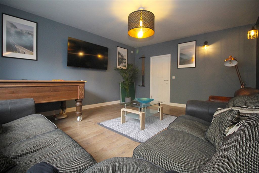 Additional image 4 of 9 bed town house to rentCarington Street, Loughborough LE11