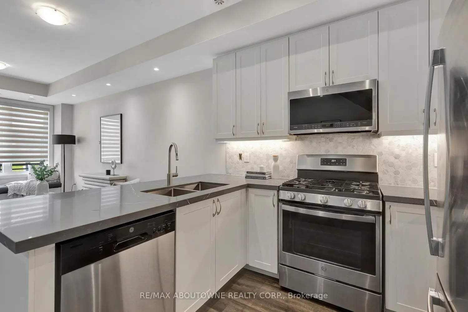 Additional image 8 of 2212 Bromsgrove Road 5