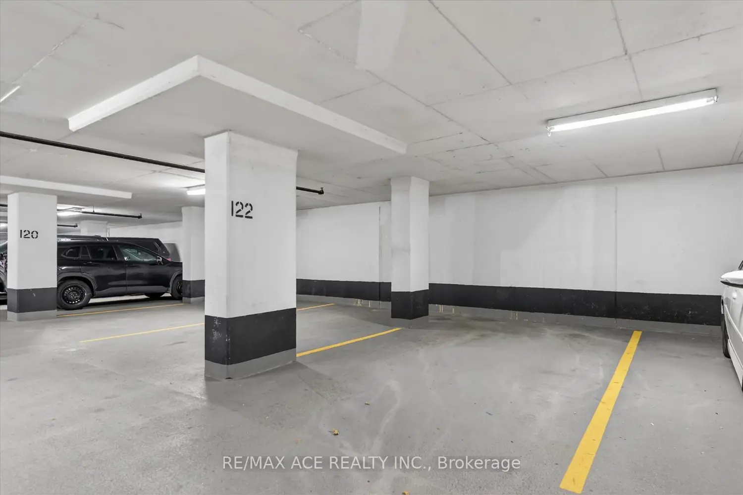Additional image 11 of 35 Bastion Street 706