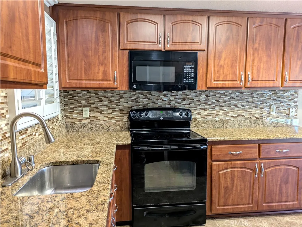 Additional image 17 of 859 Ronda Mendoza Unit D, Laguna Woods, CA 92637