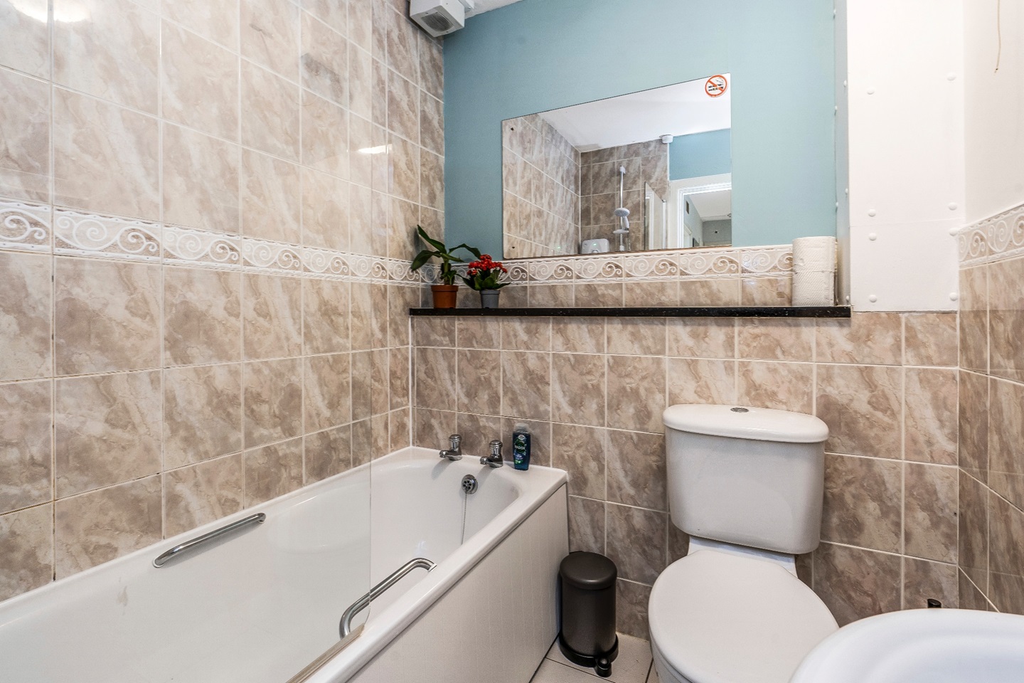 Additional image 11 of 2 Bed Flat, Edinburgh, EH8, N1 7GU