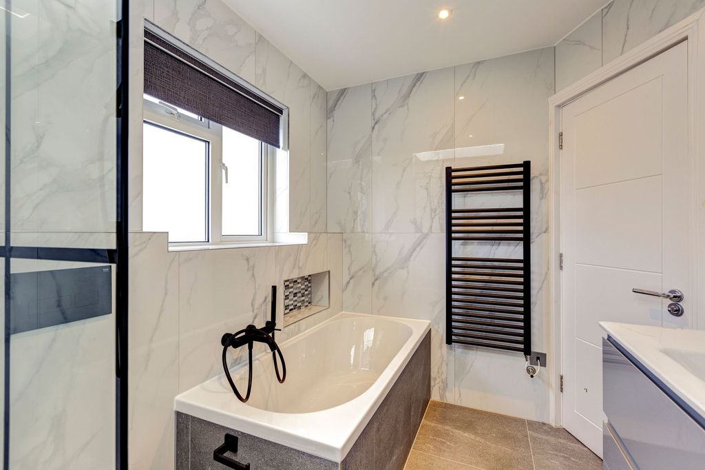 Additional image 13 of 3 bed detached bungalow to rentSpindrift, St Brelade JE3