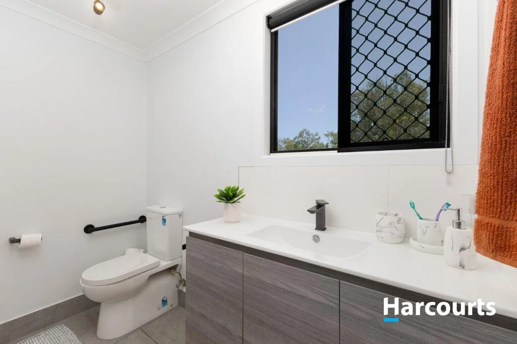 Additional image 16 of 11 OAKVIEW DRIVE, Redridge QLD 4660