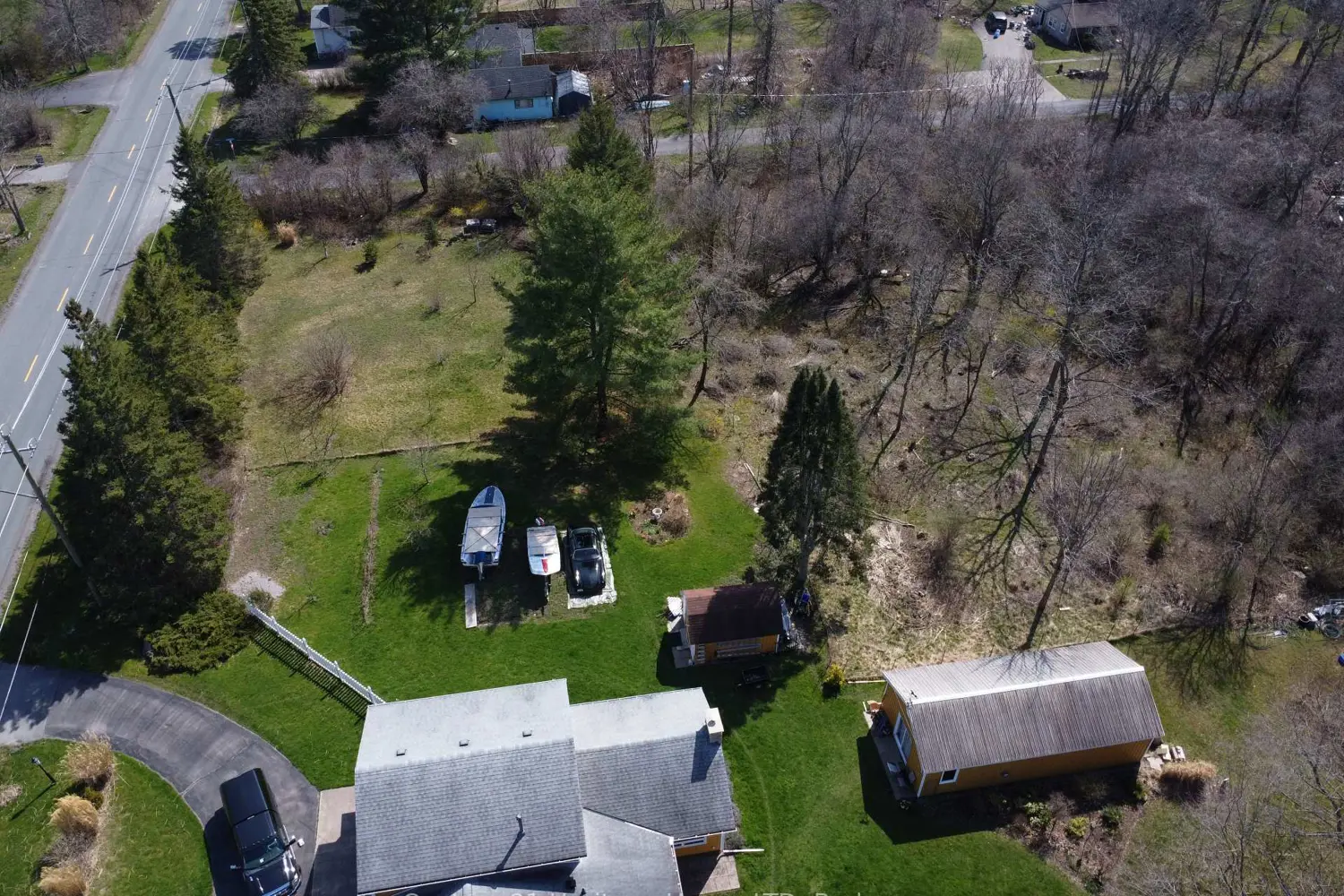 677 Rosehill Road photo 3