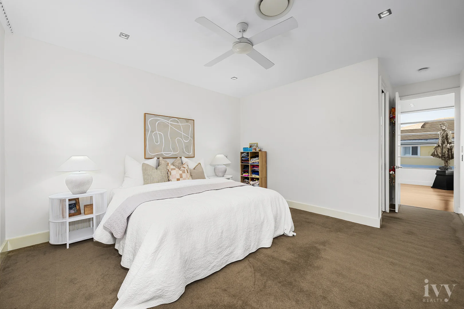 Additional image 20 of 9 Royal Albert Crescent, Sovereign Islands QLD 4216