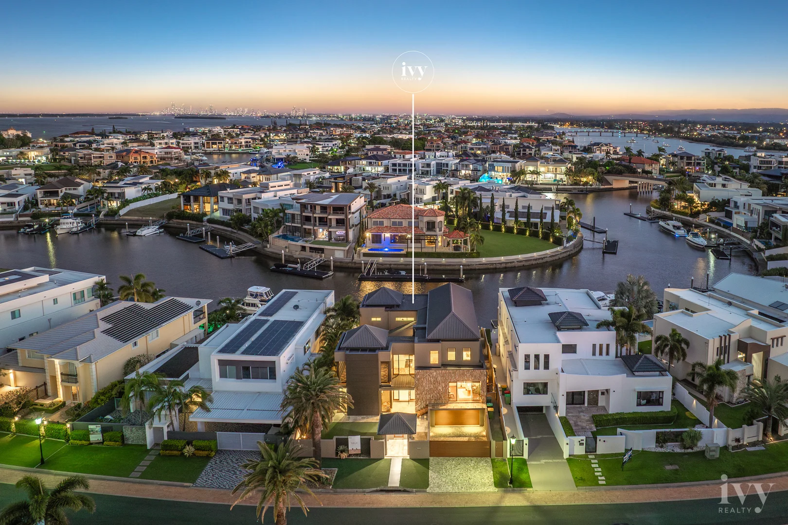Additional image 33 of 7 Royal Albert Crescent, Sovereign Islands QLD 4216