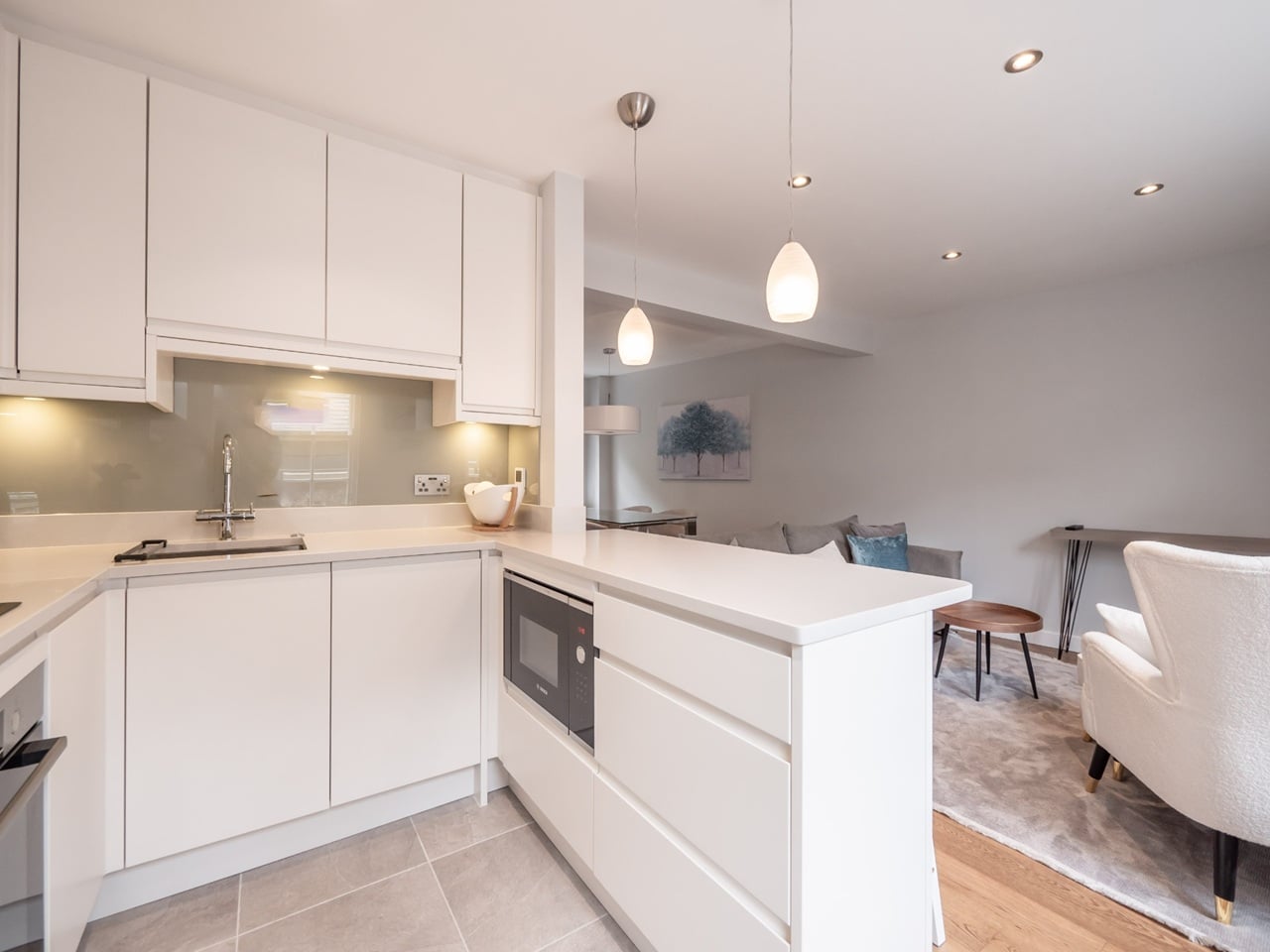 Additional image 8 of 2 Bed Flat, King's Stables Lane, EH1, N1 7GU