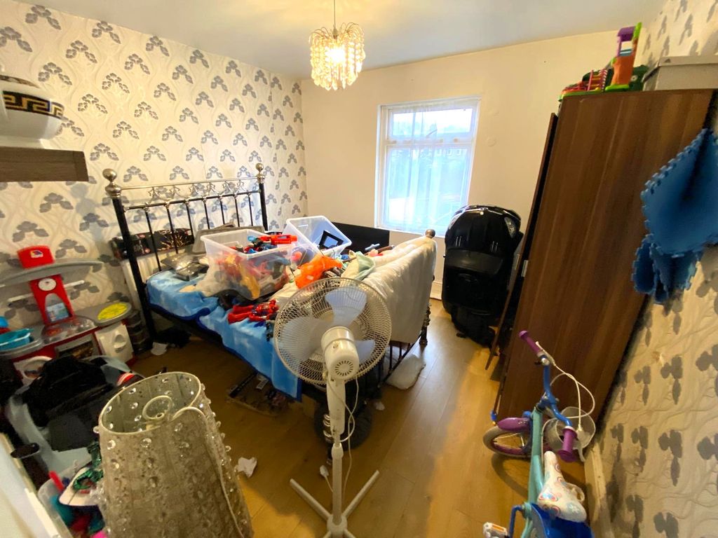 Additional image 6 of 4 bed terraced house to rentCaerleon Road, Newport NP19