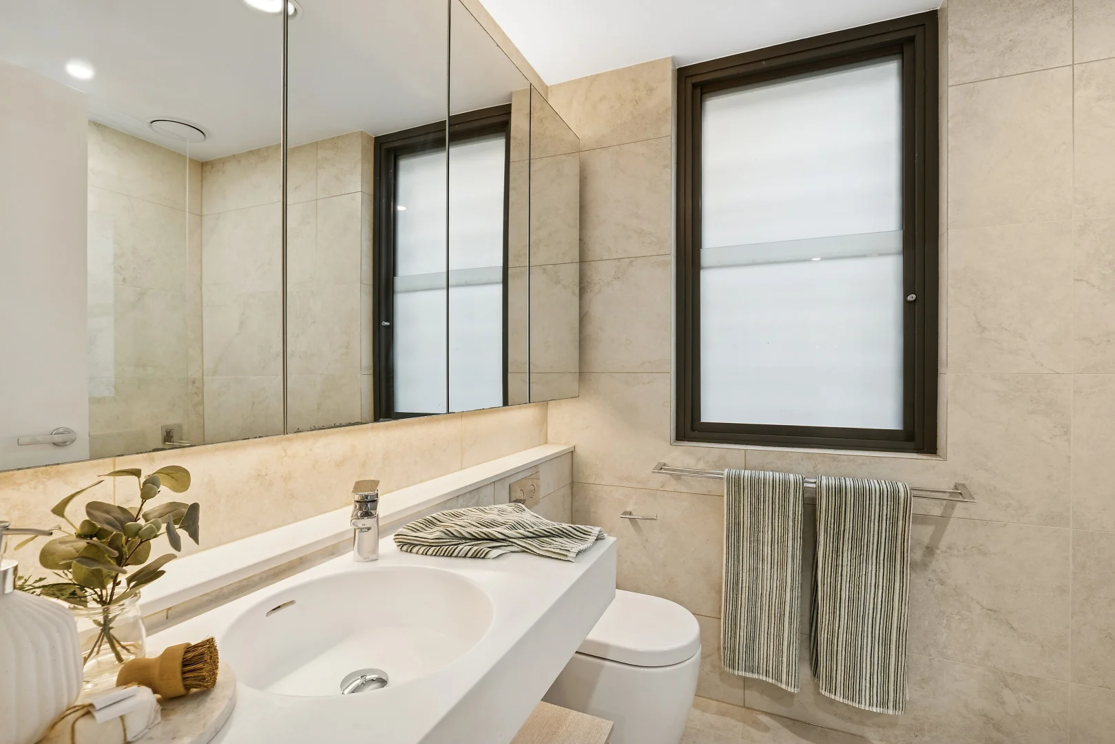 Additional image 6 of 402/156D Terrigal Drive, Terrigal NSW 2260