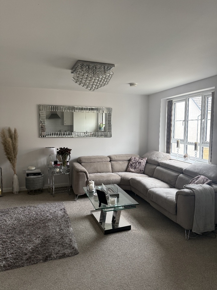 Additional image 3 of 2 Bed Flat, Kidlaw Close, EH16, N1 7GU