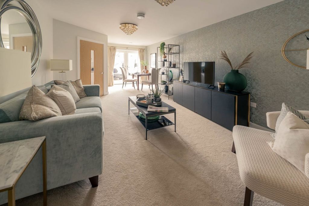 Additional image 4 of 2 bed flat to rentStaithe Gardens, Norwich NR12