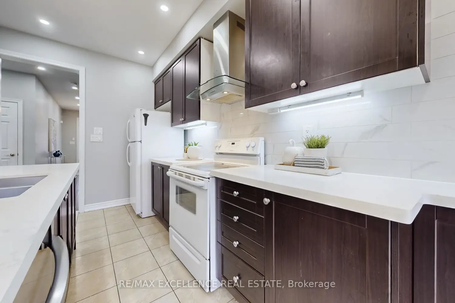 Additional image 9 of 25 Vinewood Road