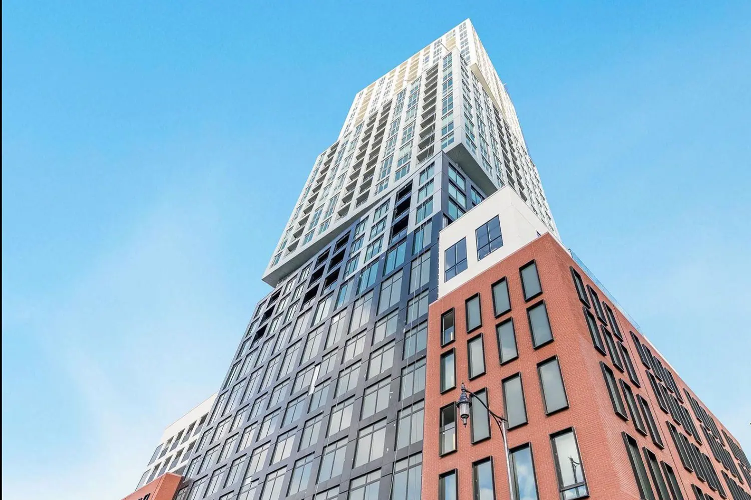 Additional image 19 of 39 Mary St Street 2001