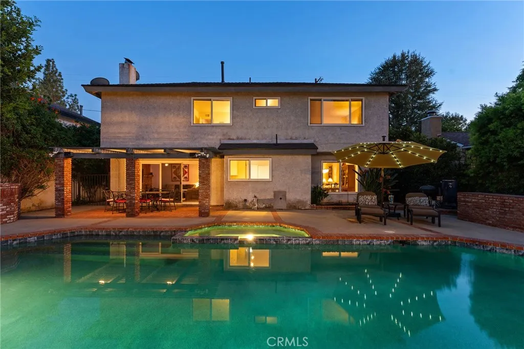 Additional image 3 of 22963 Collins Street, Woodland Hills, CA 91367