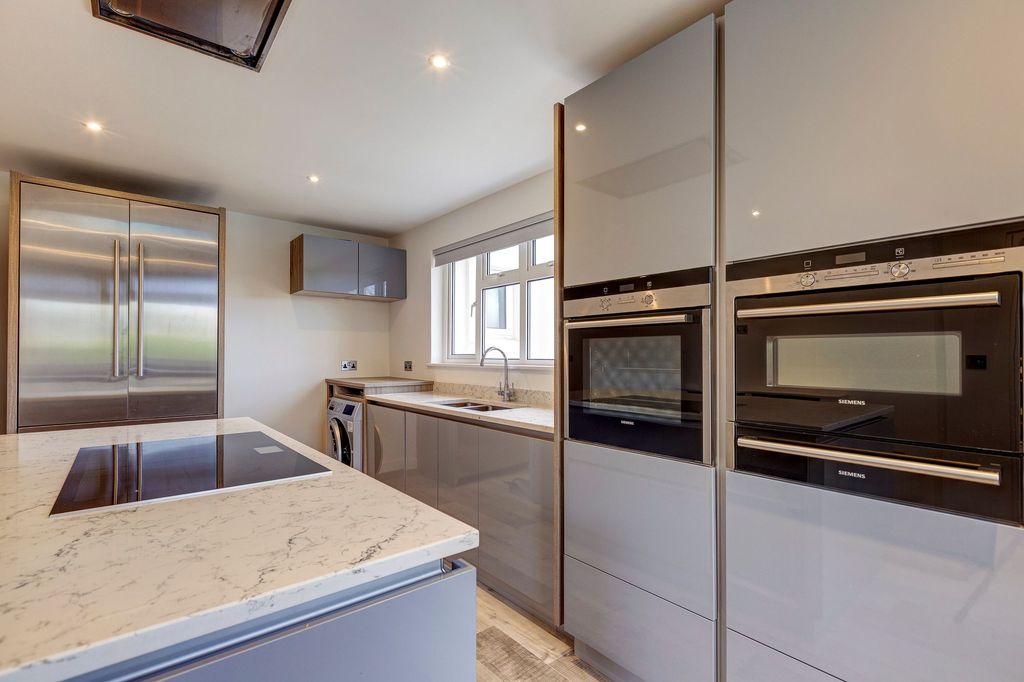 Additional image 8 of 3 bed detached bungalow to rentSpindrift, St Brelade JE3