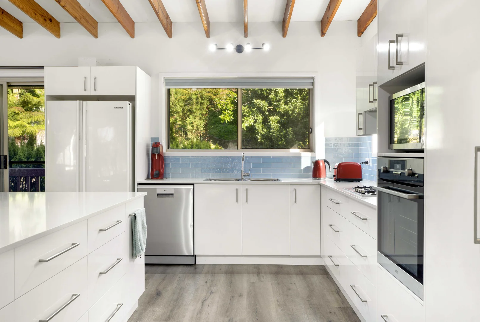 Additional image 3 of 7 Fairview Crescent, Sussex Inlet NSW 2540