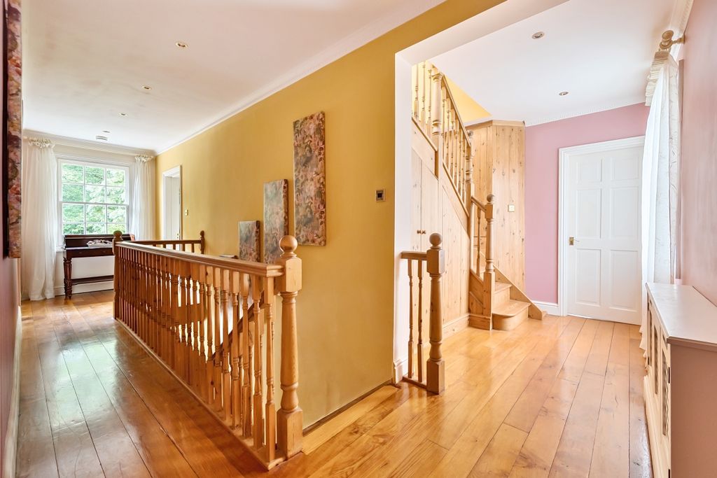 Additional image 24 of 5 bed detached house to rentHighmoor Cross, Henley-On-Thames RG9