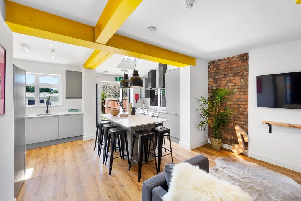 Additional image 2 of 10 bed property to rentLandseer Avenue, Bristol BS7