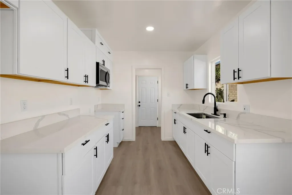 Additional image 9 of 1287 W 8th St, San Bernardino, CA 92411