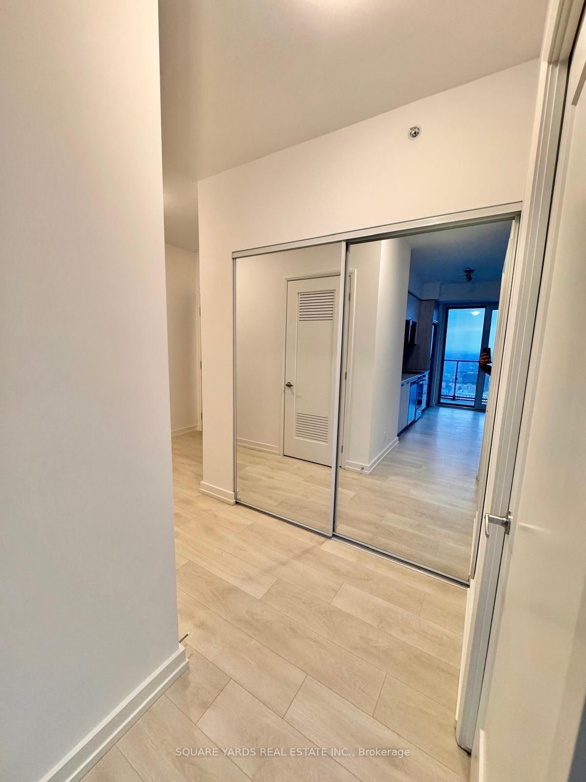 Additional image 3 of 2706-75 James Street S, Hamilton, ON, L8P 4V8