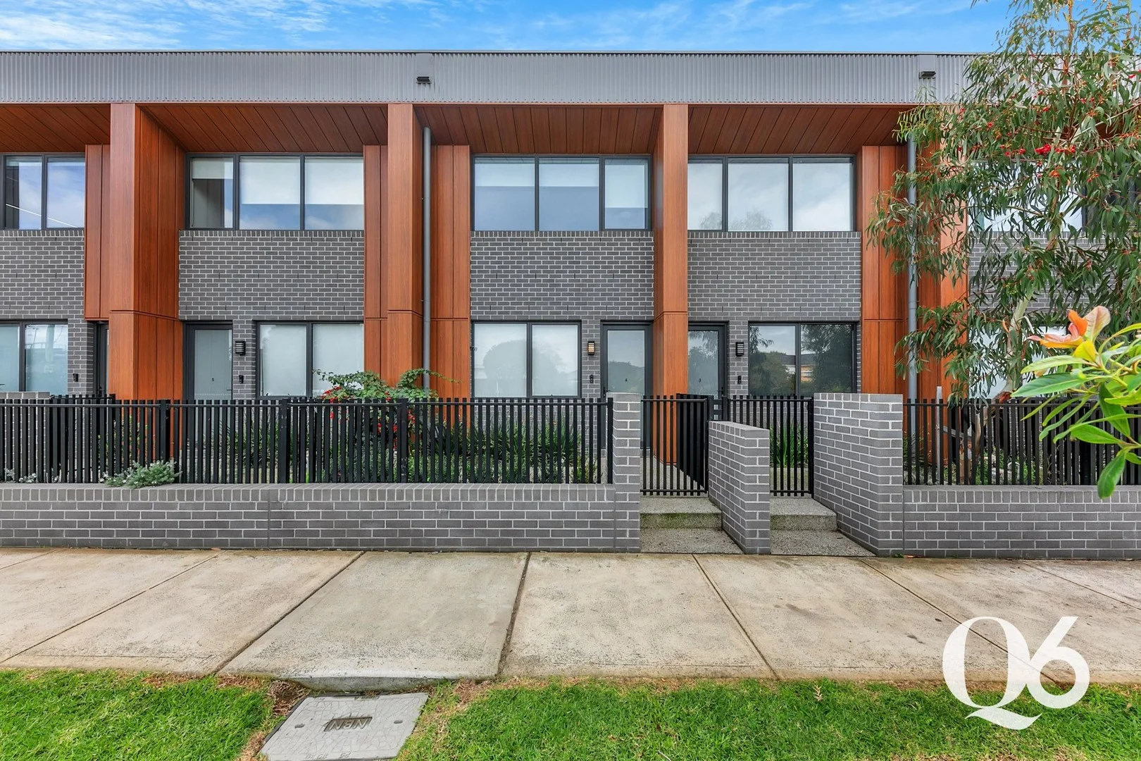 4/8 Service Street, Sunshine VIC 3020