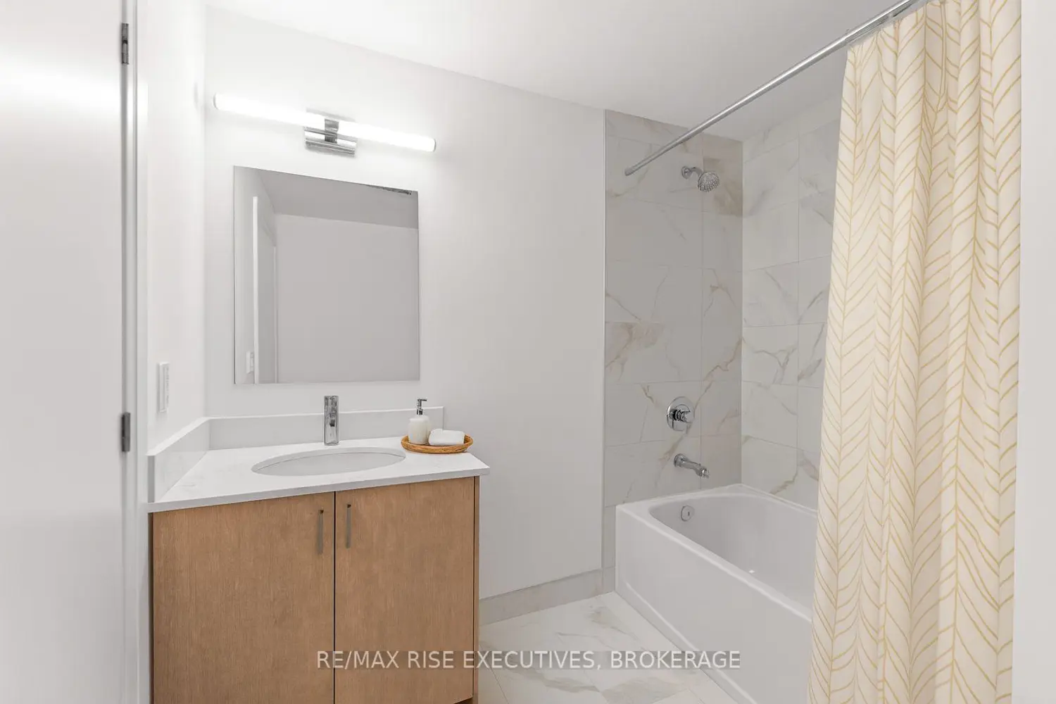 Additional image 13 of 223 Princess Street 702