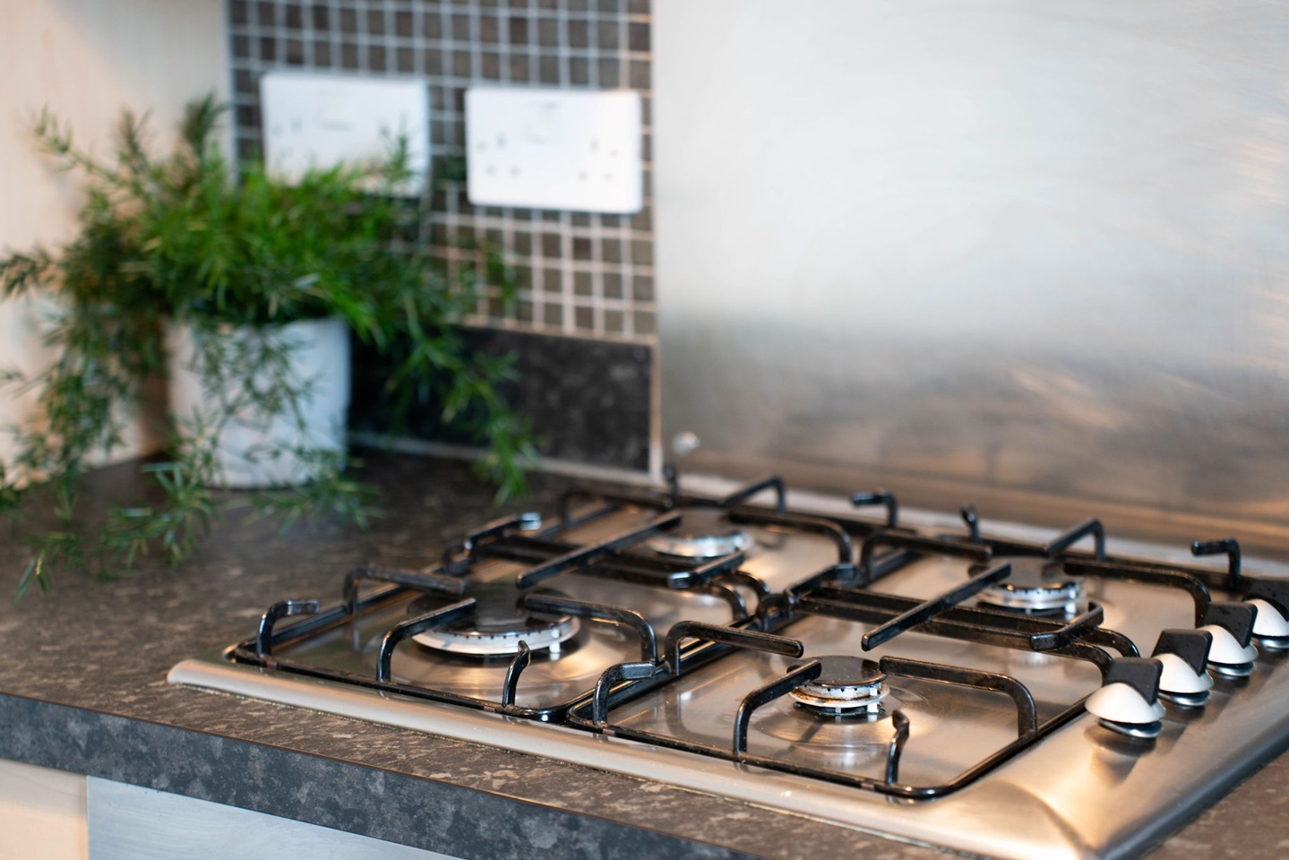 Additional image 10 of 2 Bed Flat, New Mart Square, EH14, N1 7GU