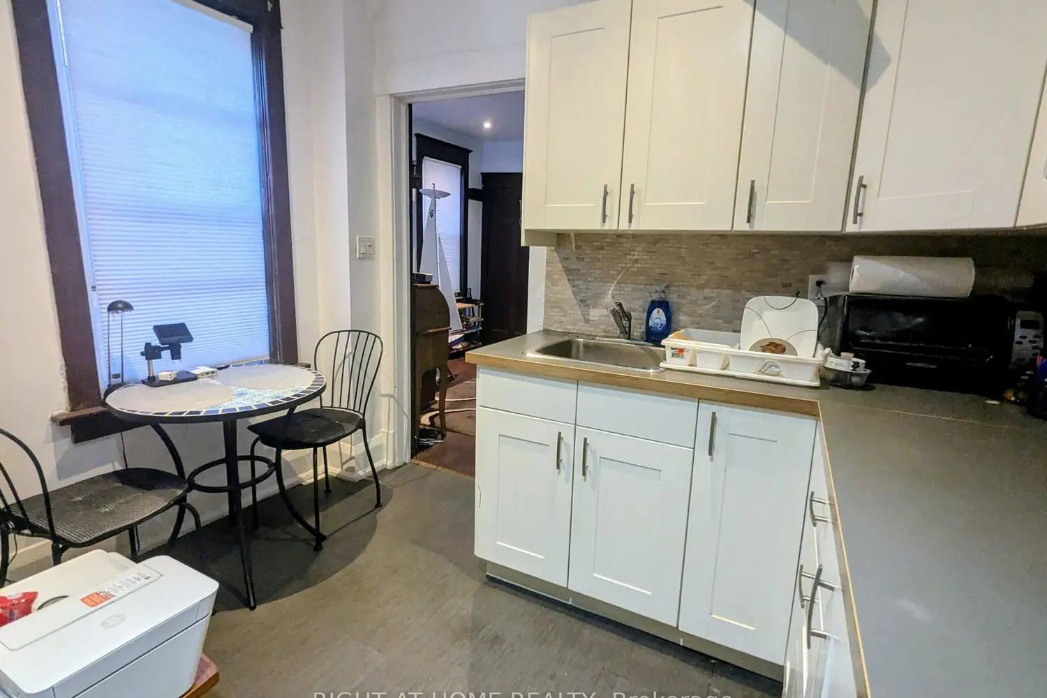 Additional image 12 of 239 Woodbine Avenue