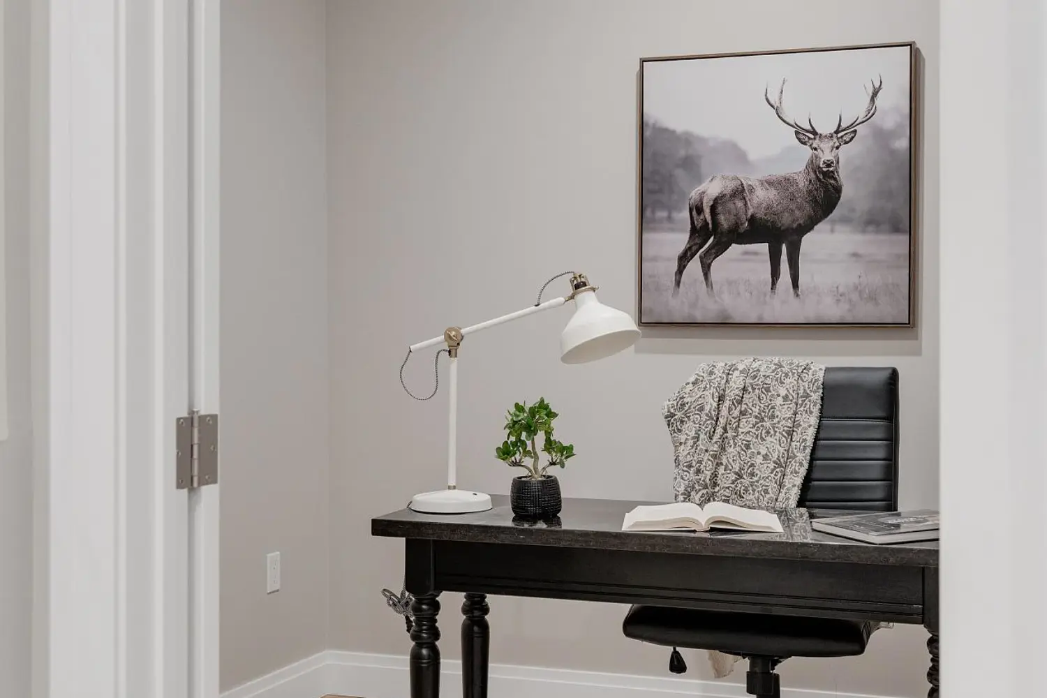 Additional image 4 of 32 Brunel Road 204