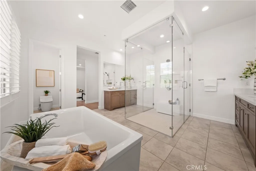 Additional image 50 of 221 Clear Fls, Irvine, CA 92602