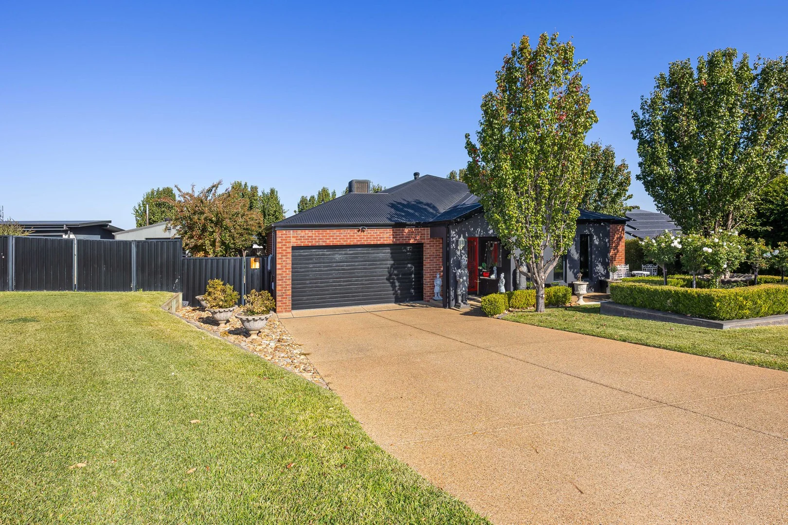 31 Muttama Parade, Gobbagombalin NSW 2650