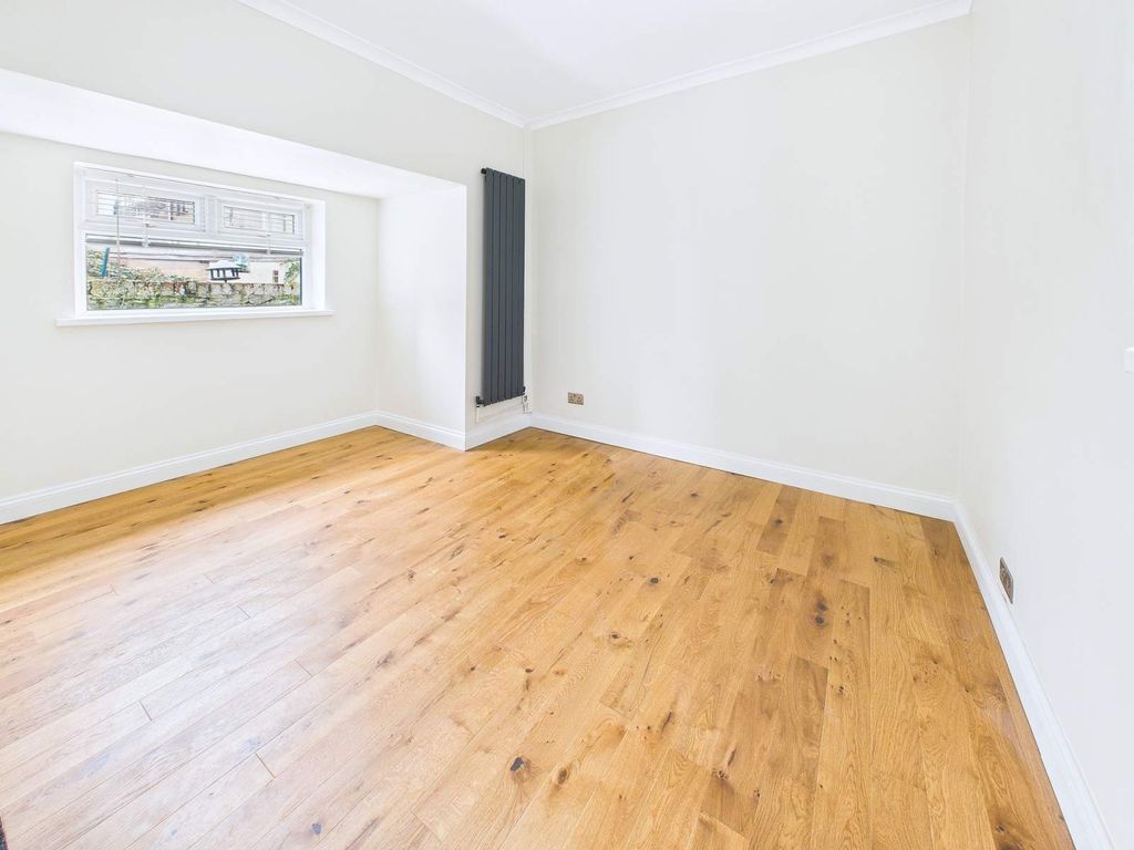 Additional image 13 of 3 bed terraced house to rentSt. Woolos Road, Baneswell, Newport NP20
