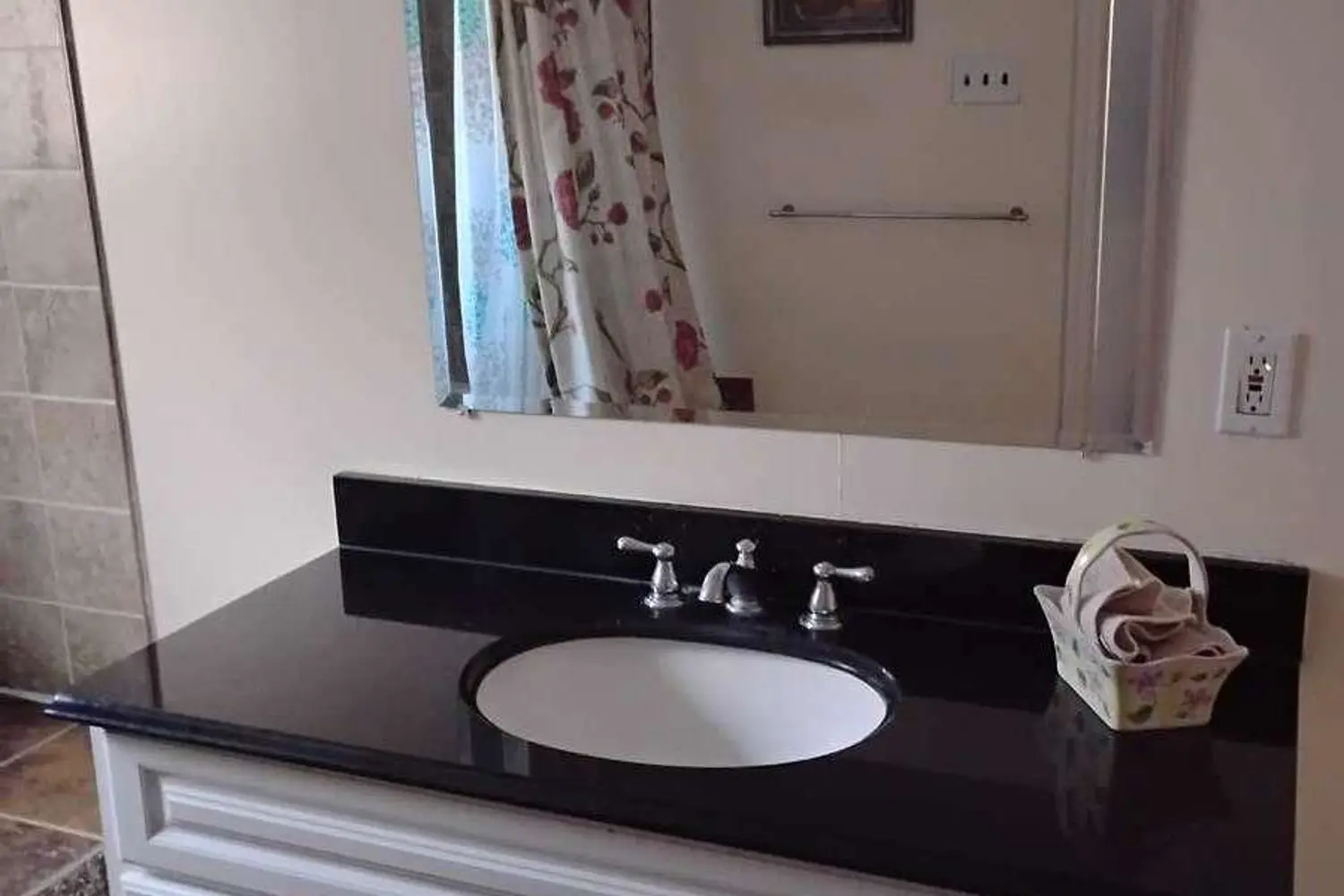 Additional image 14 of 571 Rideau River Road