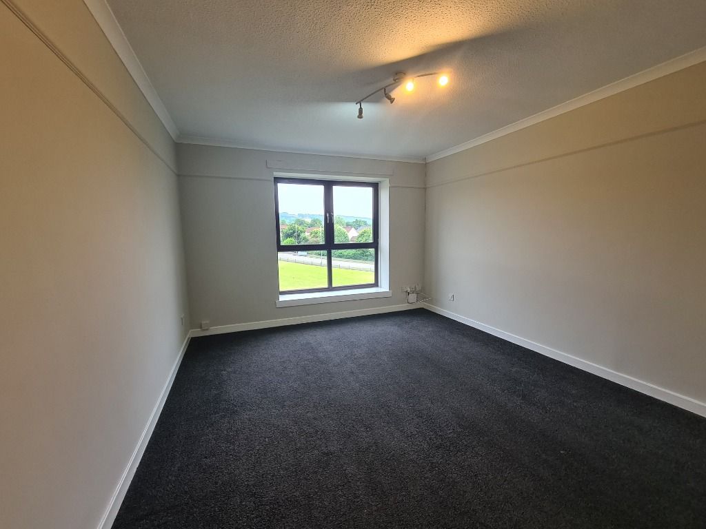 Additional image 5 of 2 bed flat to rentMoorfoot Ave, Paisley, Renfrewshire PA2