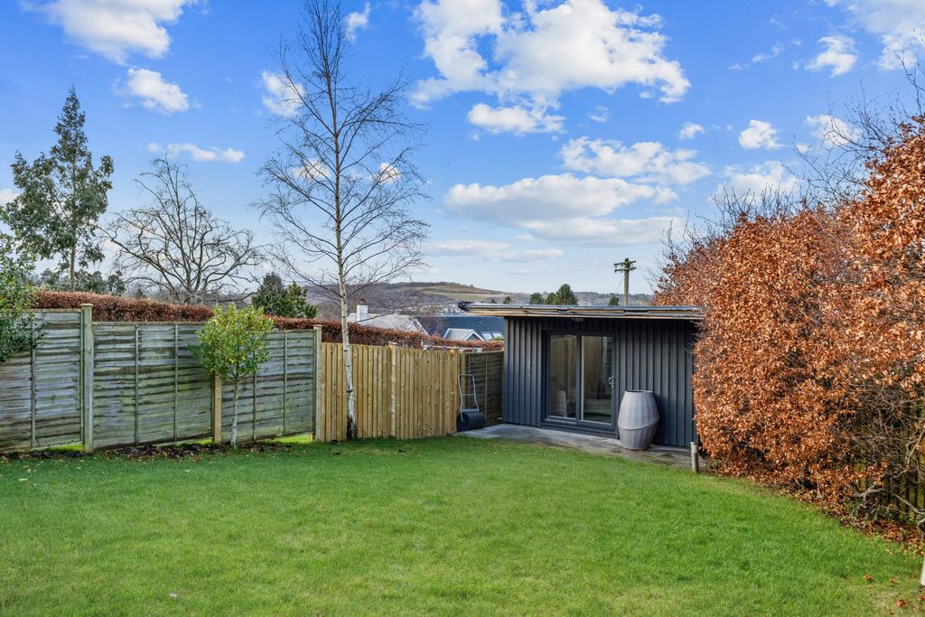 Additional image 15 of 4 bed detached house to rentCorsie Avenue, Perth, Perthshire PH2
