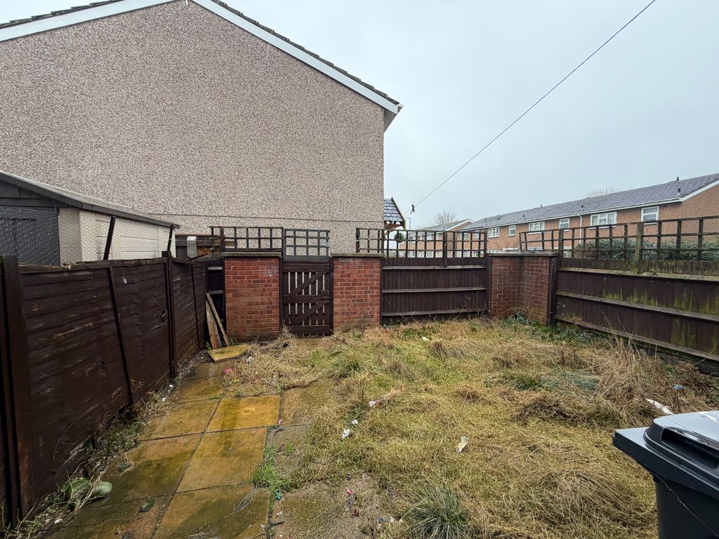 Additional image 12 of 3 bed terraced house to rentSaltergate, Grimsby DN37