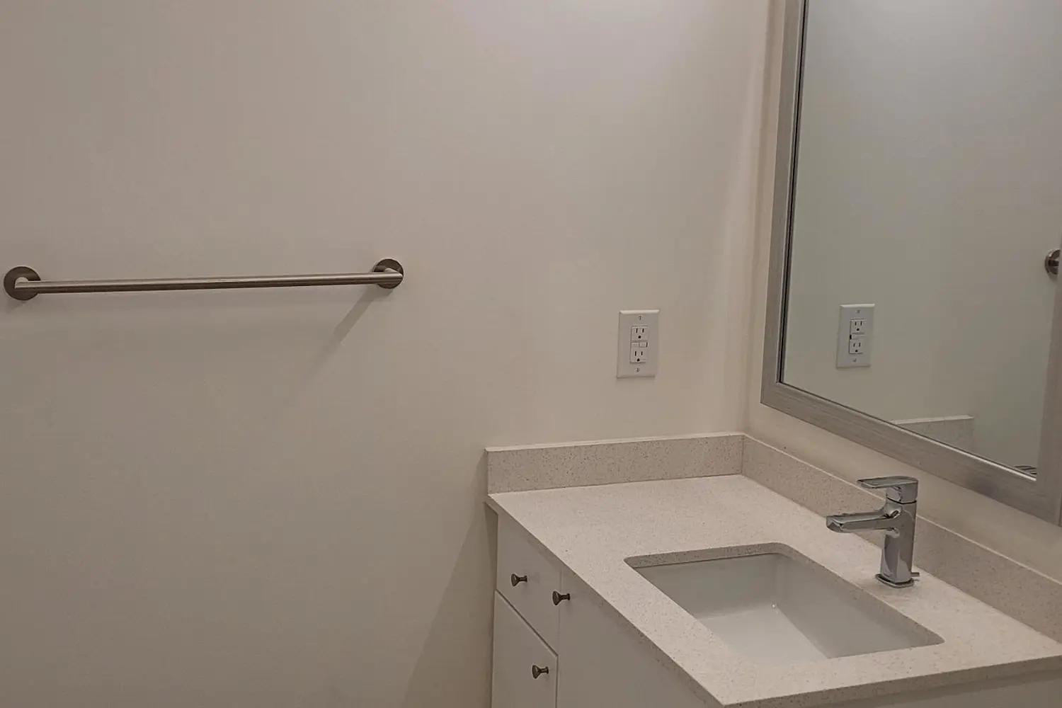 Additional image 10 of 3260 Sheppard Avenue 406