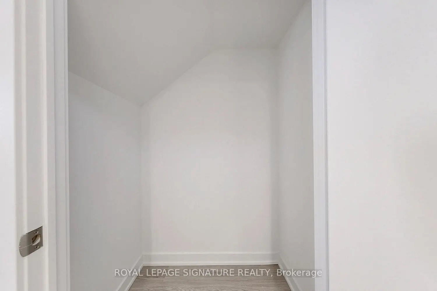 Additional image 8 of 81 Shuter Street