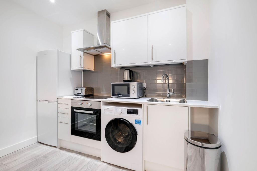 Additional image 8 of 1 bed flat to rentCorporation Street, Corby NN17