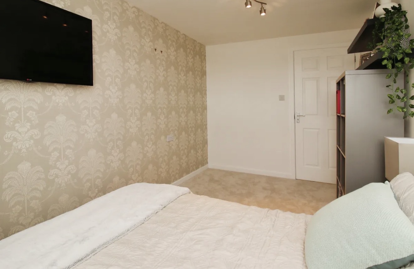 Additional image 10 of 3 Bed Flat, Waterfront Park, EH5, N1 7GU