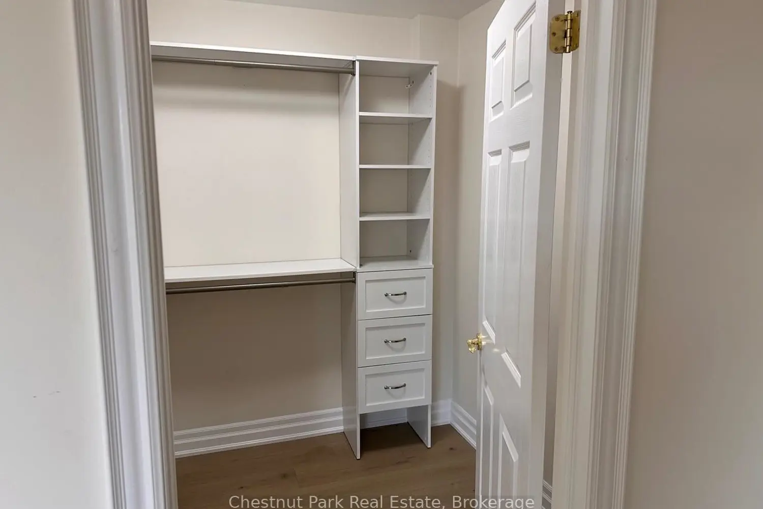 Additional image 15 of 110 Steamship Bay Road 601