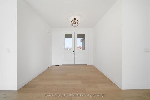 Additional image 8 of 19 Henry Ball Court, Oro-medonte, ON, L0K 2G1