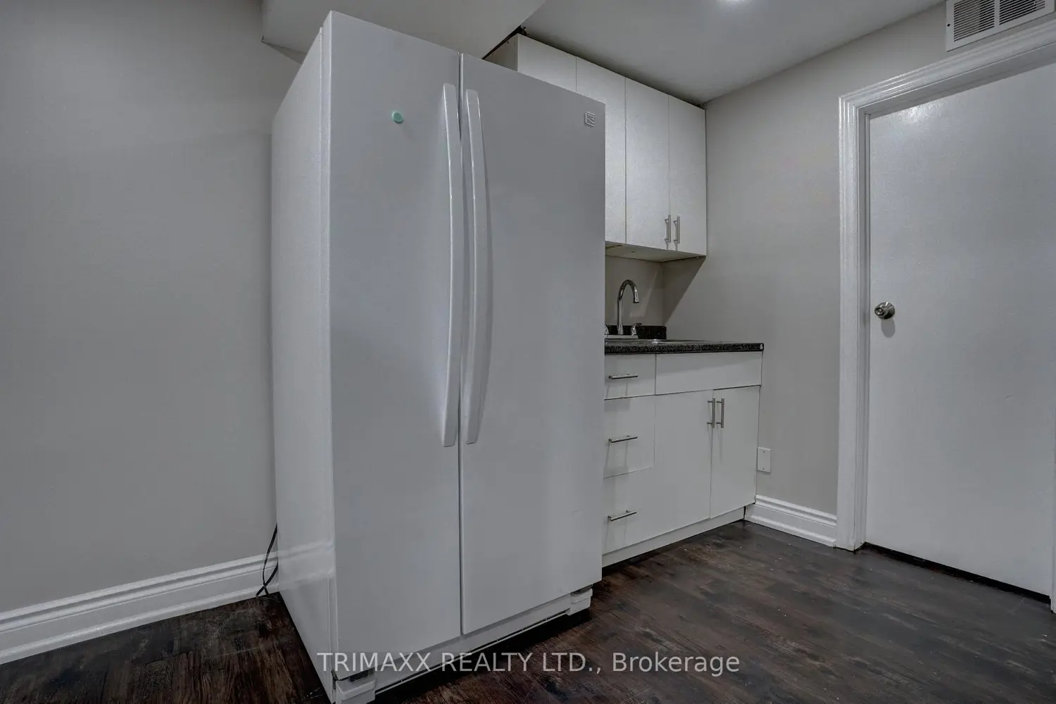 Additional image 10 of 13 Havendale Ct Court