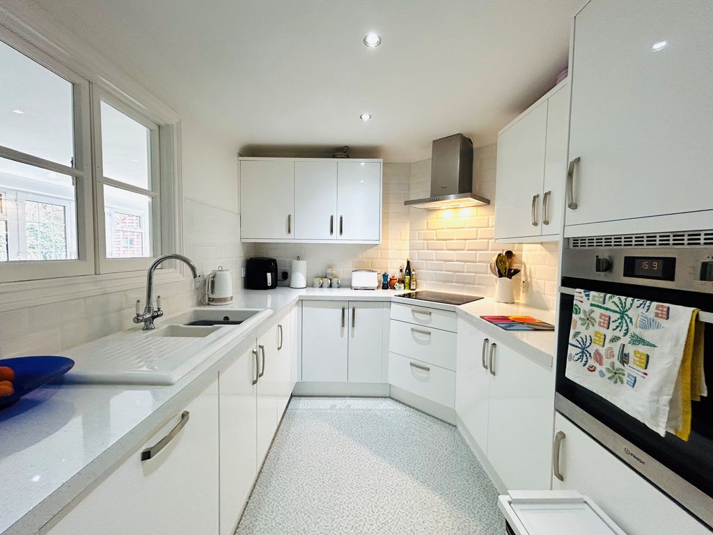 Additional image 4 of 2 bed flat to rentFedden Village, Bristol BS20